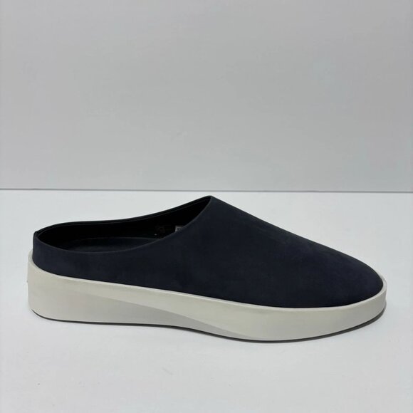 Wolf & Shepherd Women’s Cruise Mule Slip-On Navy Size US 9 M EUR 40